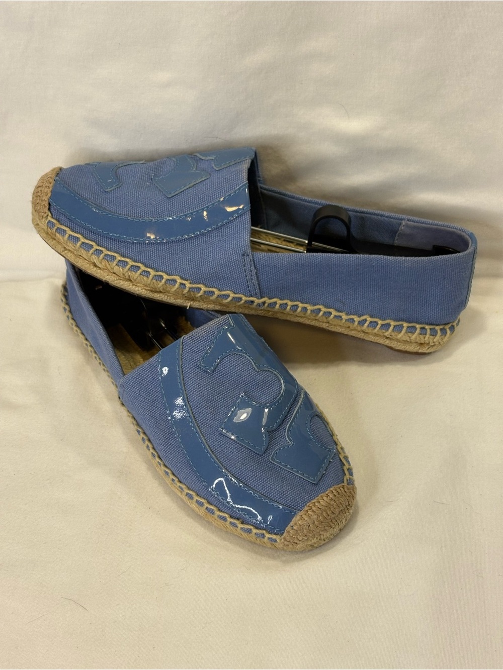 Tory Burch “Lonnie” Blue Canvas Espadrilles with Patent Trim SZ 7 VGC $258